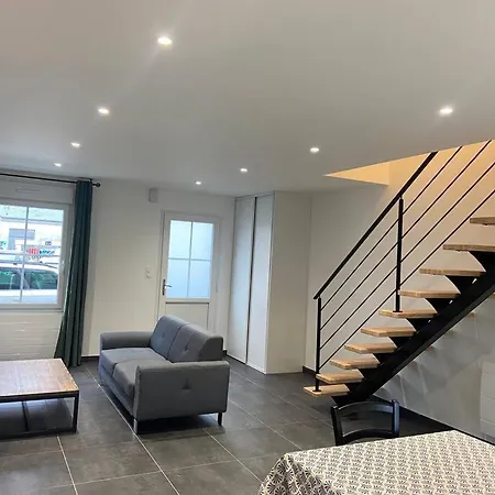 Feriehus Les Prunelles Maison De Village De 4 A 8 Personnes