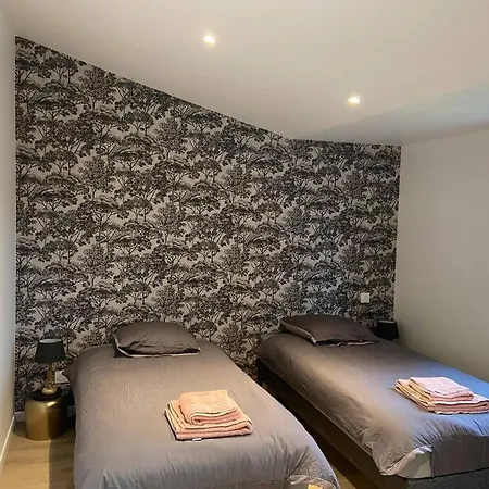 Les Prunelles Maison De Village De 4 A 8 Personnes *